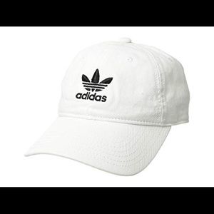 NEW Adidas white/black strapback